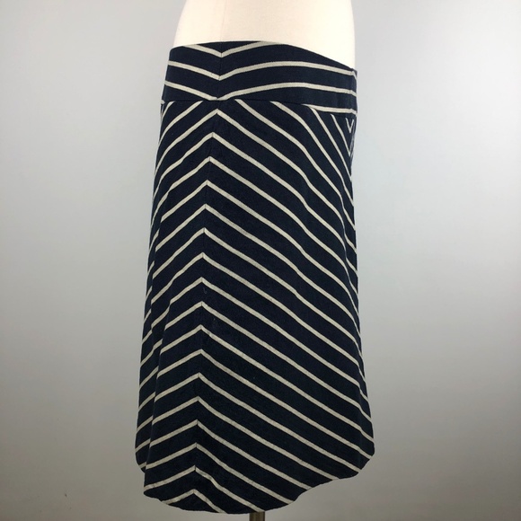 The Limited Perfect Striped Flare Skirt Medium - Picture 4 of 7